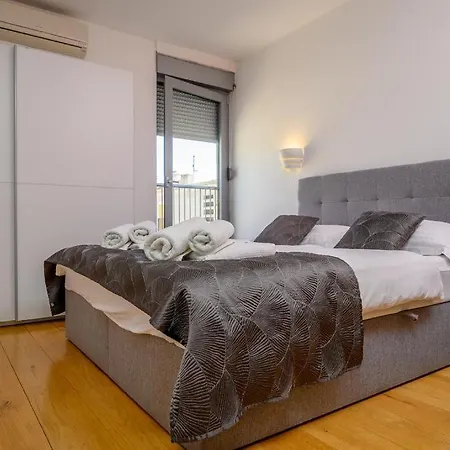 Luxury Eni On The West Coast *