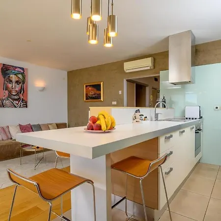 Apartman Luxury Eni On The West Coast Split