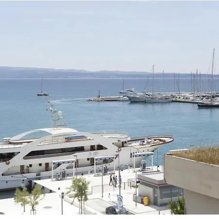 Luxury Eni On The West Coast Apartment *