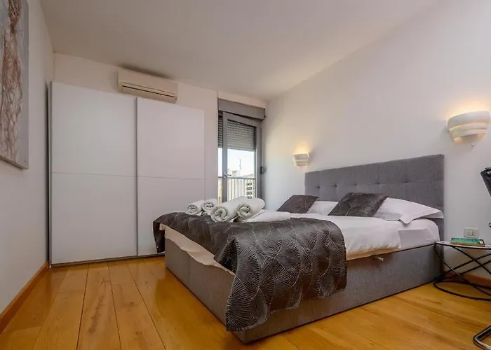 Luxury Eni On The West Coast * Split