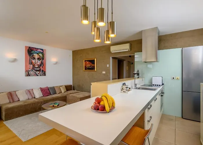 Luxury Eni On The West Coast Lejlighed