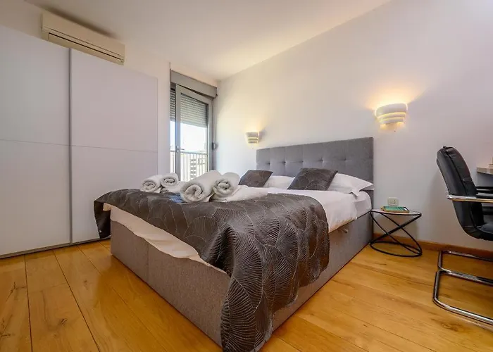 Luxury Eni On The West Coast Lejlighed